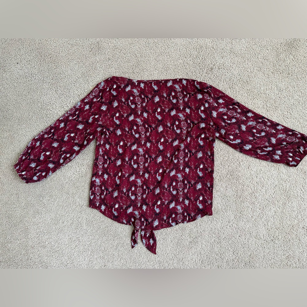 West Kei Burgundy Patterned Blouse • Elegant Print • Size S - Picture 9 of 10